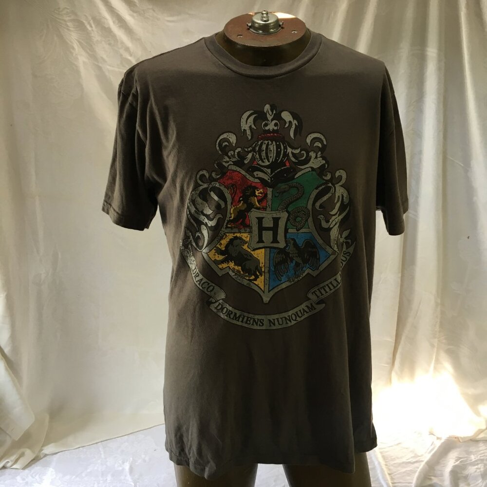 Harry Potter Universal Studios Hogwarts Crest Men's T Shirt Size L Gray Large